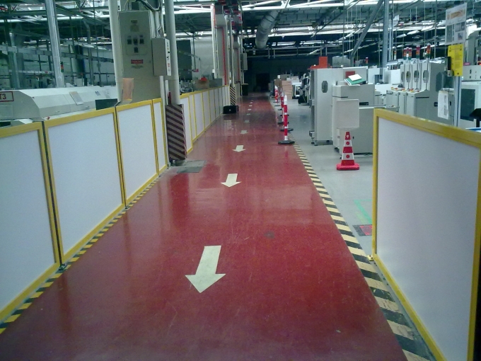 Fabrika i� ve d�� mekan �izgileri
